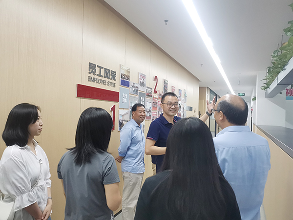 沟通交流 共创共赢——宏嘉与新和成举办业务交流会