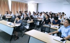 宏嘉召开第二季度业务交流会